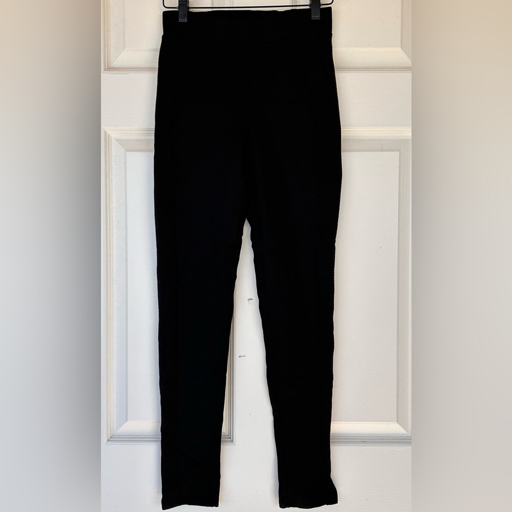 Zara Basic Brand Women’s Black Leggings Ribbed Size XS